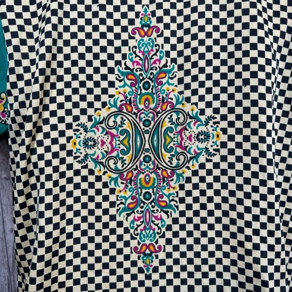 Colorful Boho Short Sleeve Silky Tunic Top- Sz. 40/Medium - Picture 6 of 9